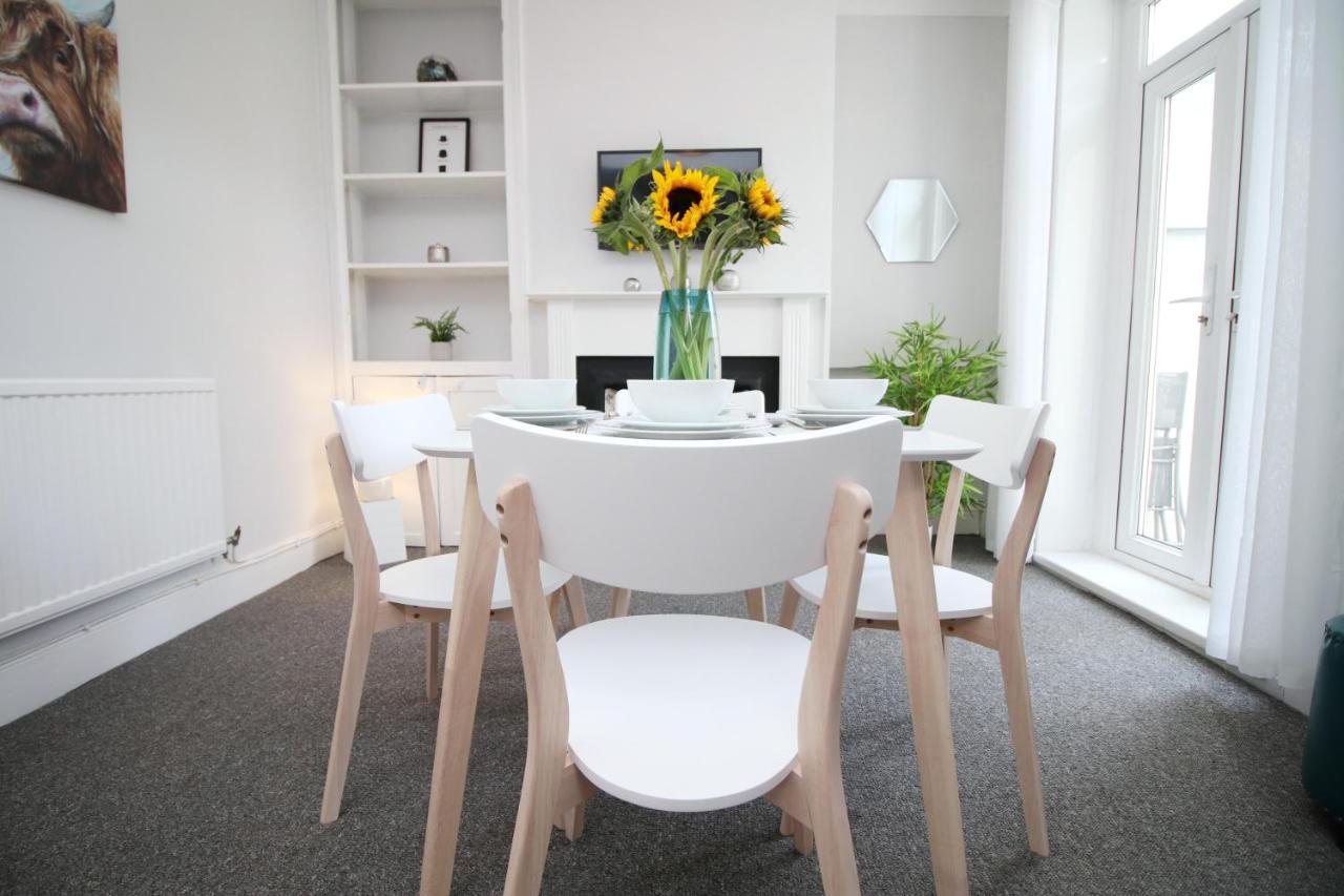 Апартаменты No 25 House By Ssw Close To Sleeps 4 Кардифф